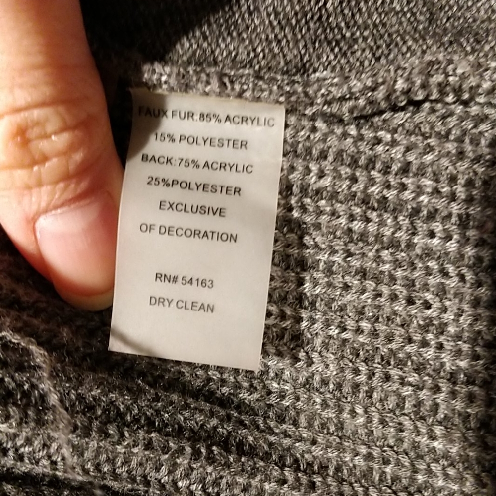 Calvin Klein Faux fur front knit back vest - Picture 10 of 12